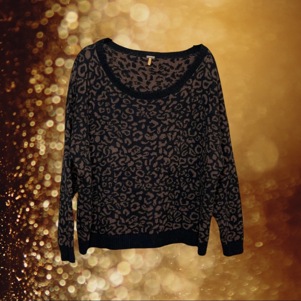 Free People Leopard Sweater Size L